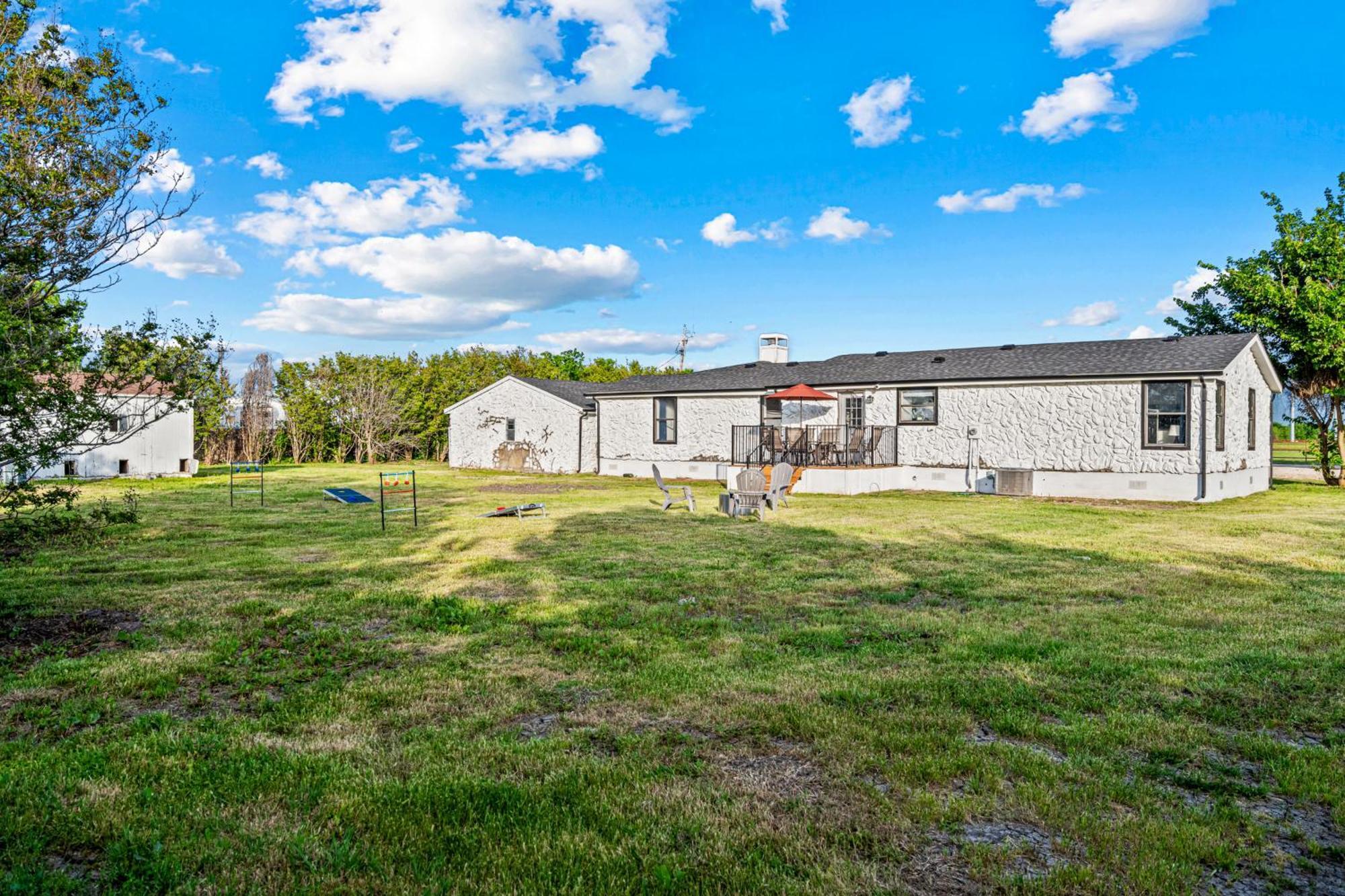 Homify360 - The Ranch One Level Home Near Lake Wylie Extérieur photo