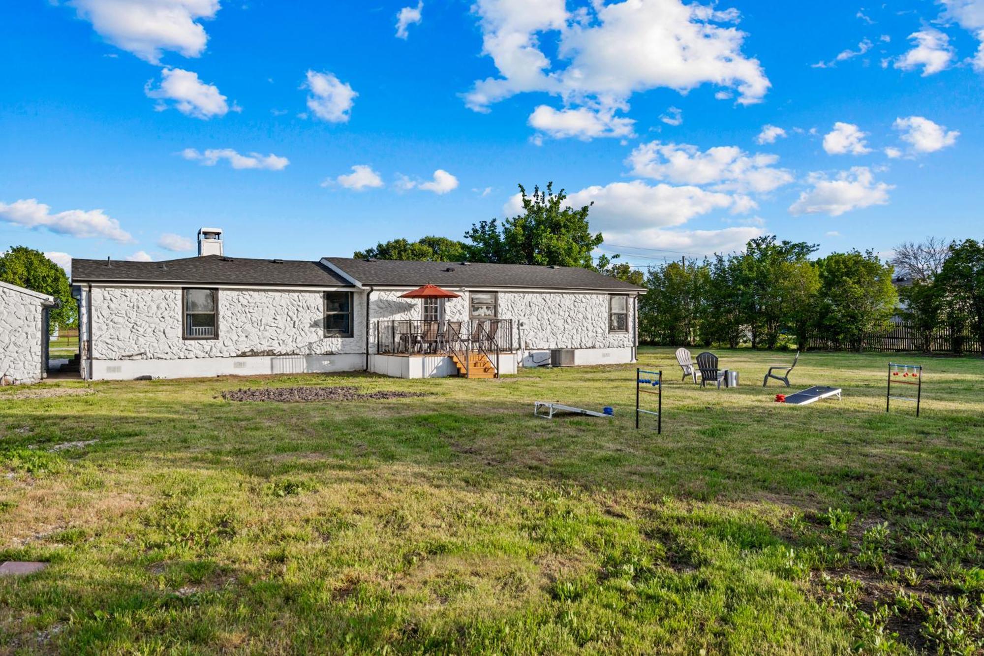 Homify360 - The Ranch One Level Home Near Lake Wylie Extérieur photo