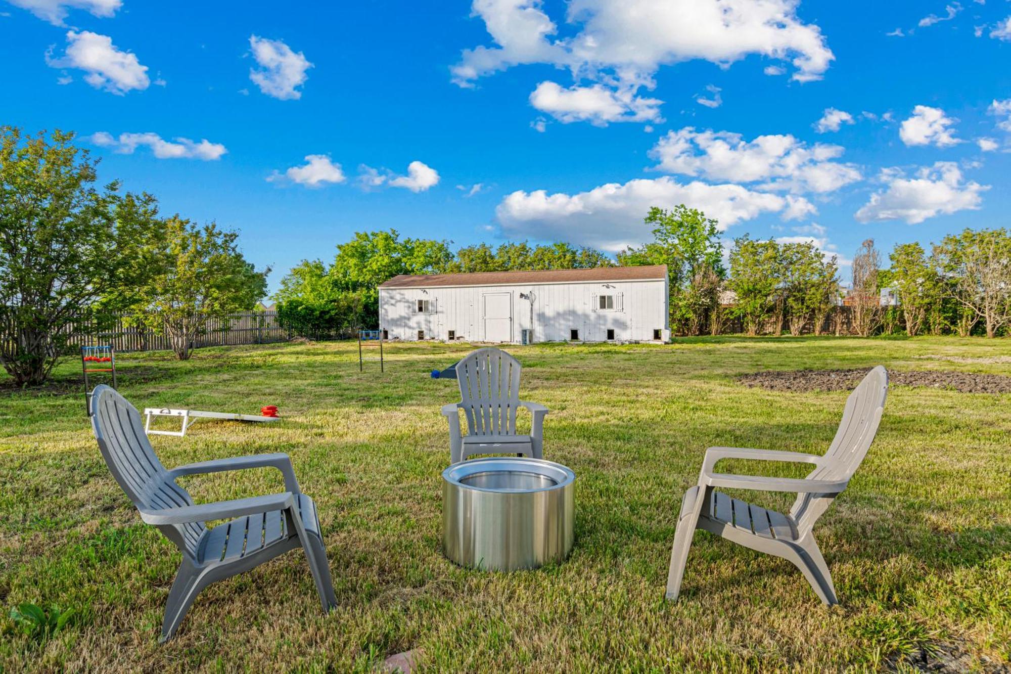 Homify360 - The Ranch One Level Home Near Lake Wylie Extérieur photo