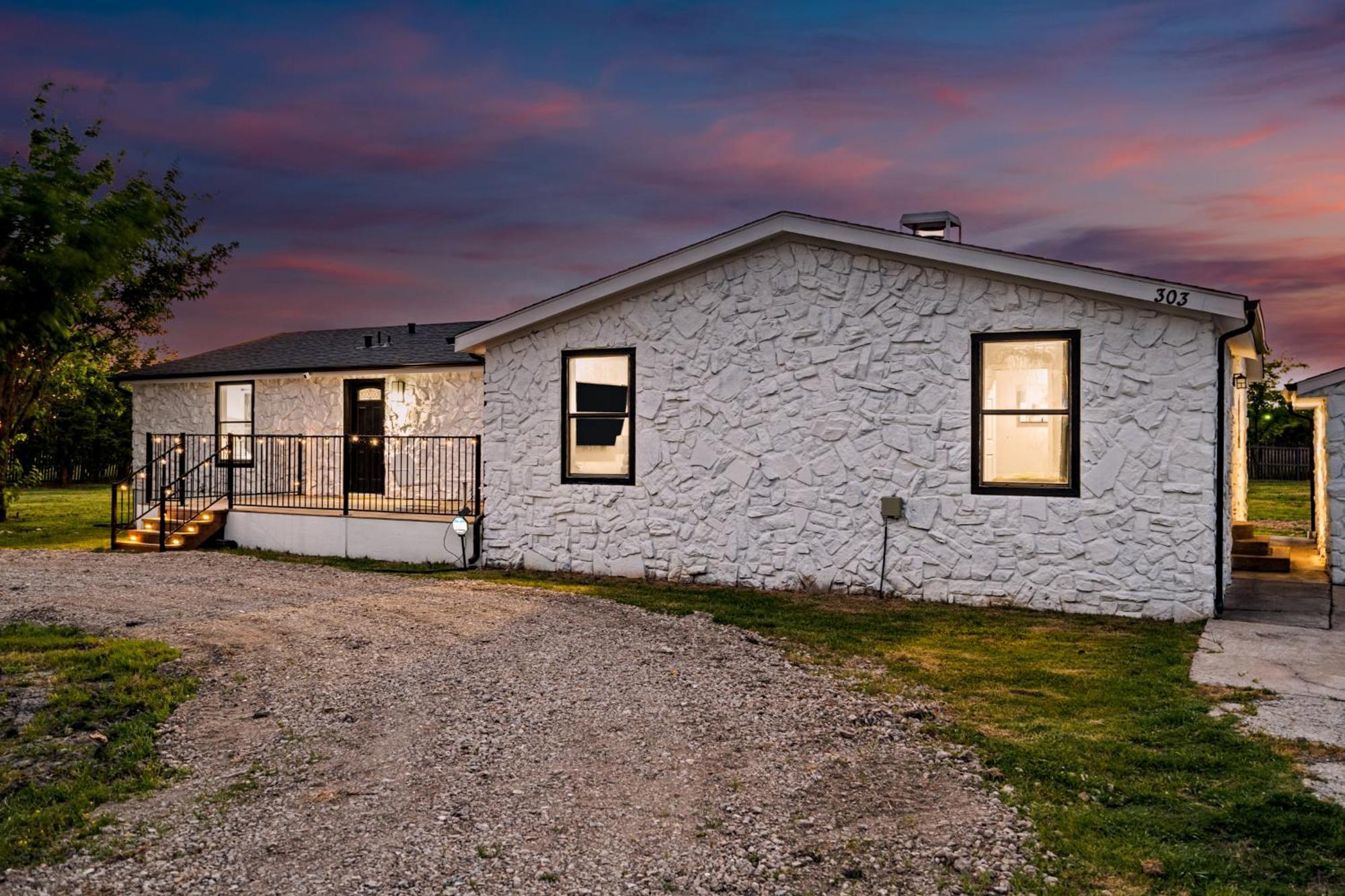 Homify360 - The Ranch One Level Home Near Lake Wylie Extérieur photo